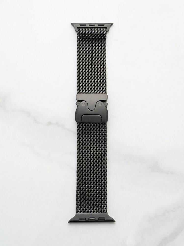 Titanium Milanese loop Apple Watch - 1