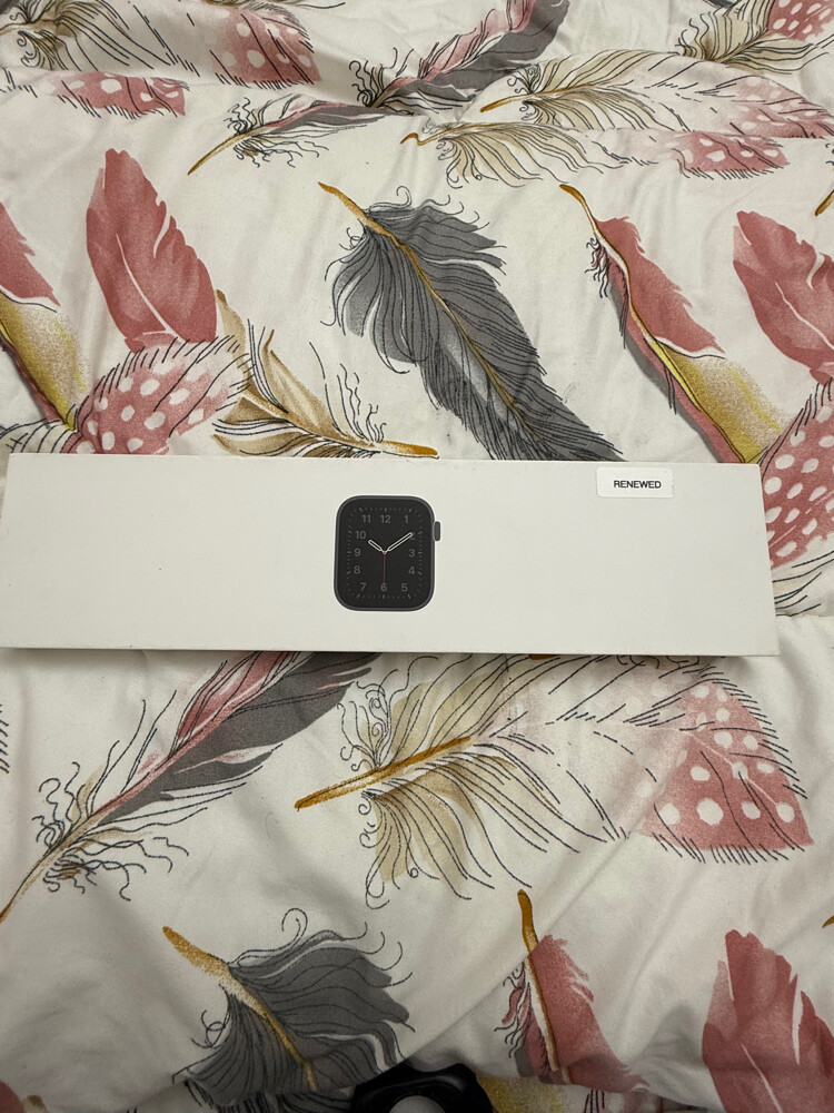apple watch series 3 - 1