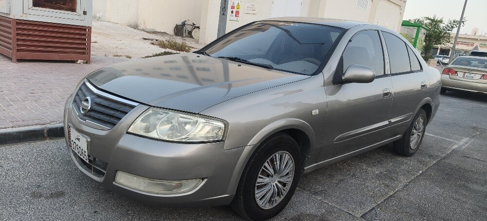 Nissan Sunny - 1