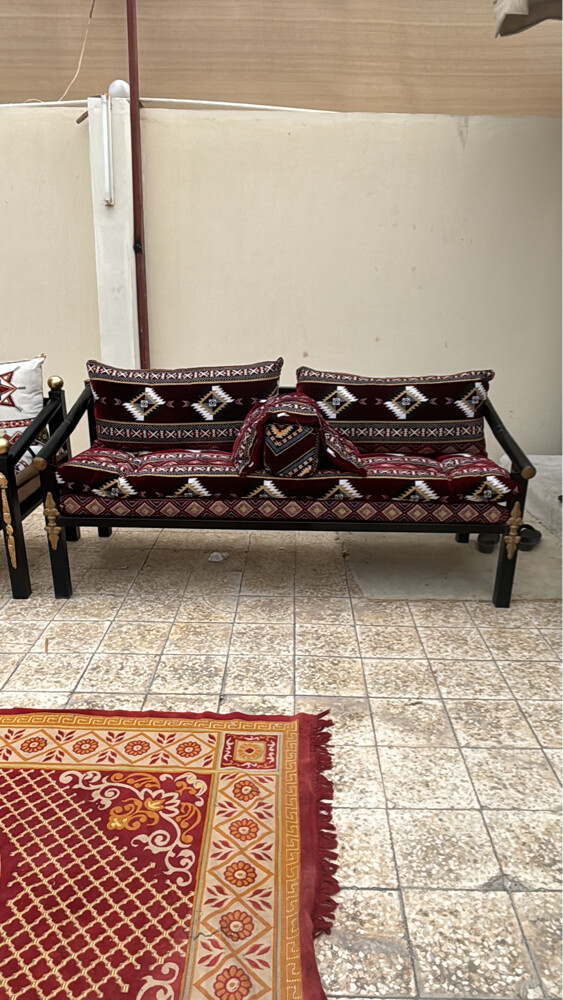 كراسي مع فرش وبدون فرش  - 4
