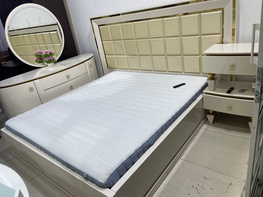 bed seat.  - 1