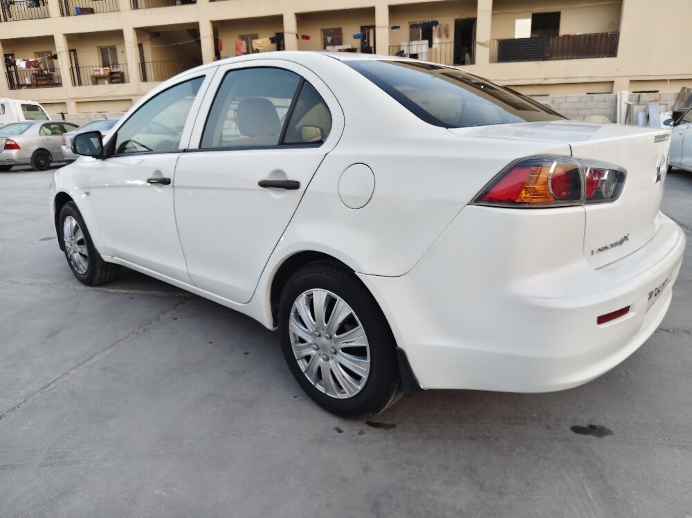 Mitsubishi lancer EX 2016 - 20