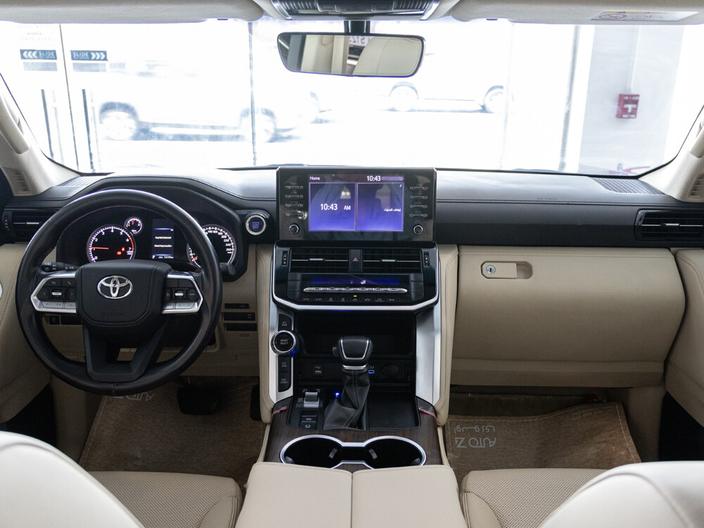  Toyota Land Cruiser GXR  - 4