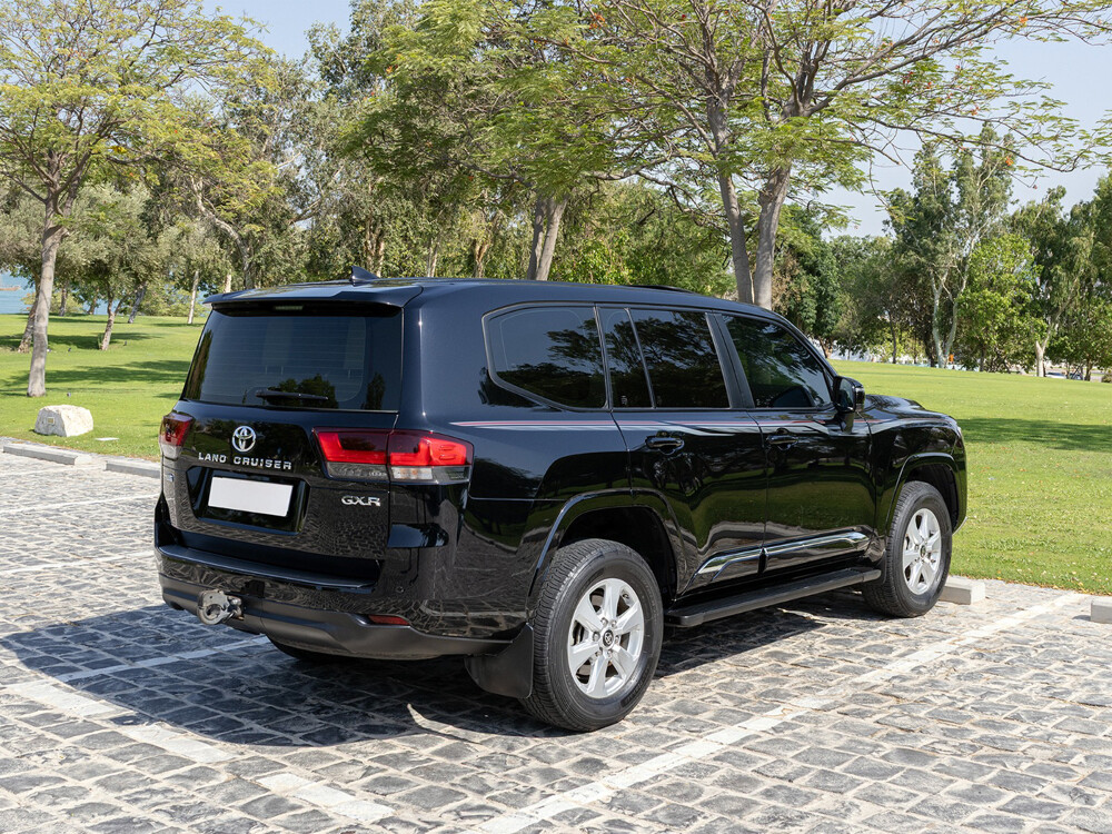  Toyota Land Cruiser GXR  - 3