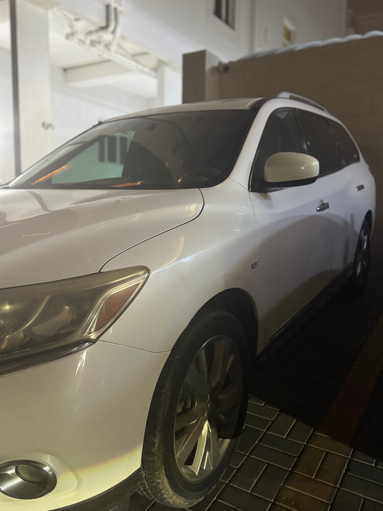 Nissan Pathfinder 2014 SUV - 5