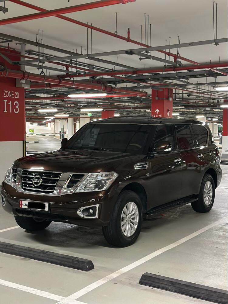Nissan Patrol V8 low mileage - 5