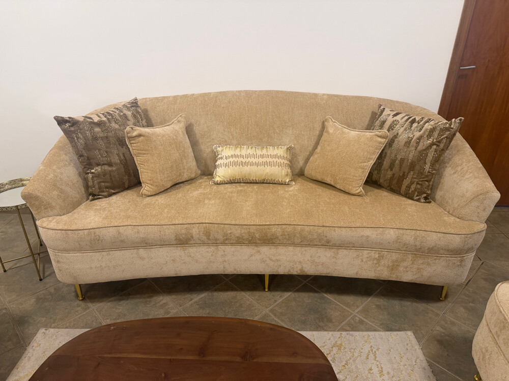 Premium Soaf set (3+1+1) with table - 3