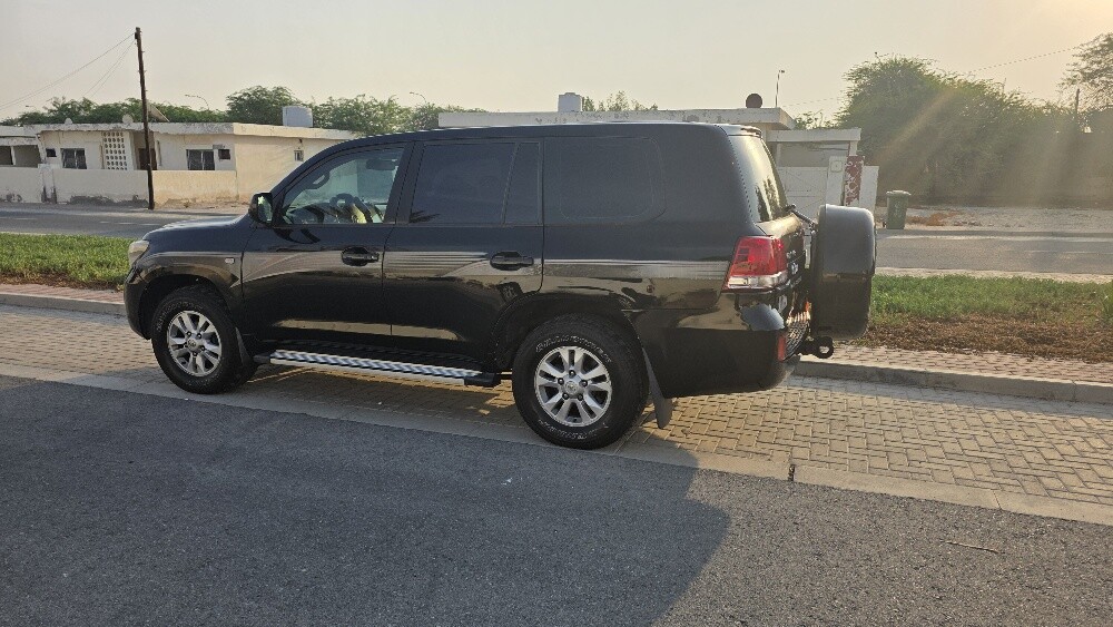2010 Land cruiser GX - 4