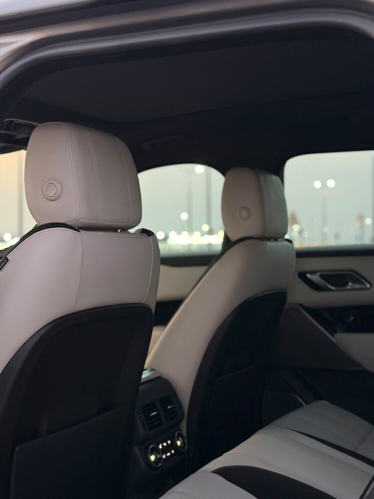 VELAR R dynamic model 2018 - 11