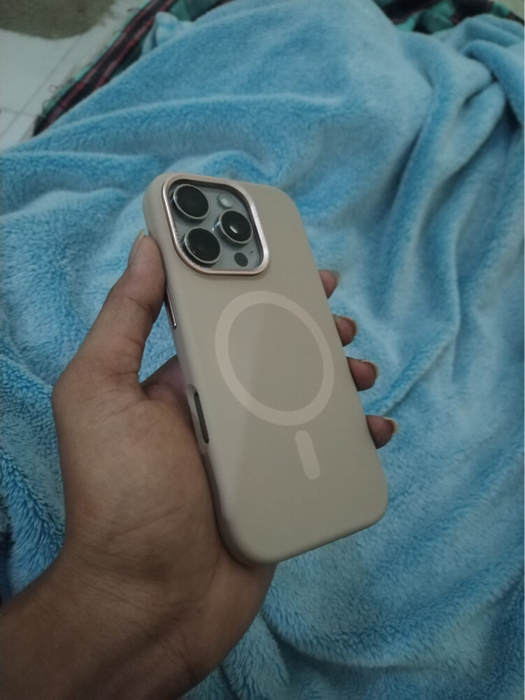 iPhone 16 pro - 1