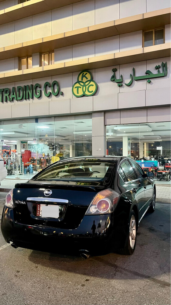 Nissan Altima - 7