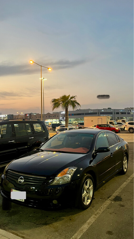 Nissan Altima - 8