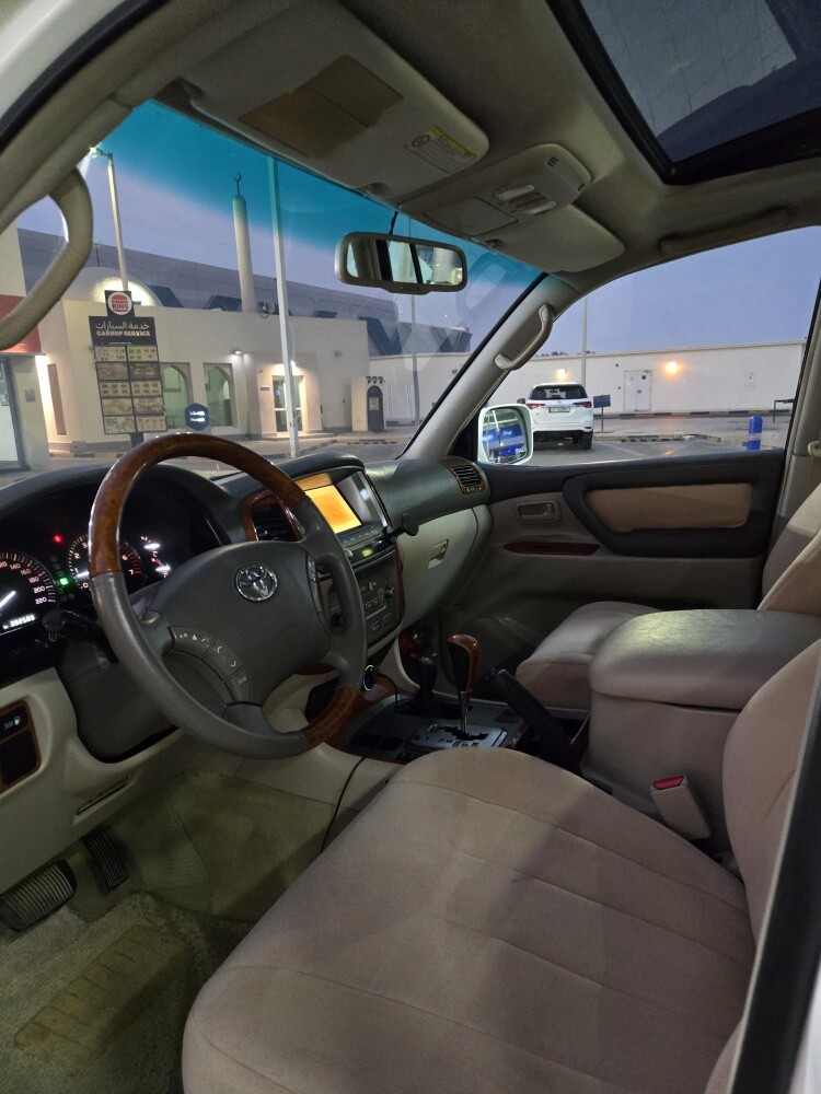 Toyota Land cruiser vxr v8 2007 - 5