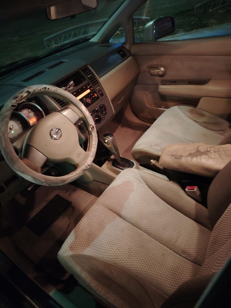 Nissan tida - 8
