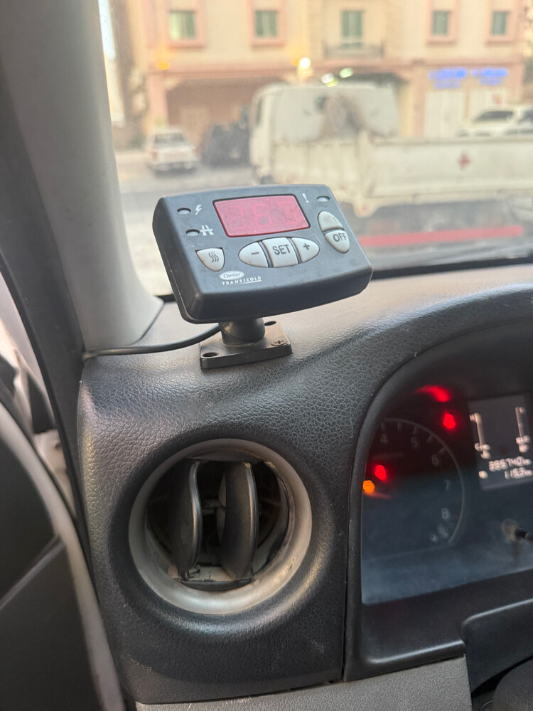 Nissan urvan 2016 cobra size  - 9