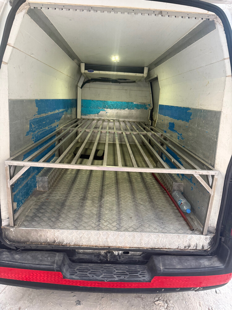 Nissan urvan 2016 cobra size  - 6