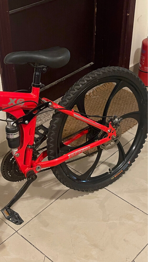 Red Ferrari Cycle - 5