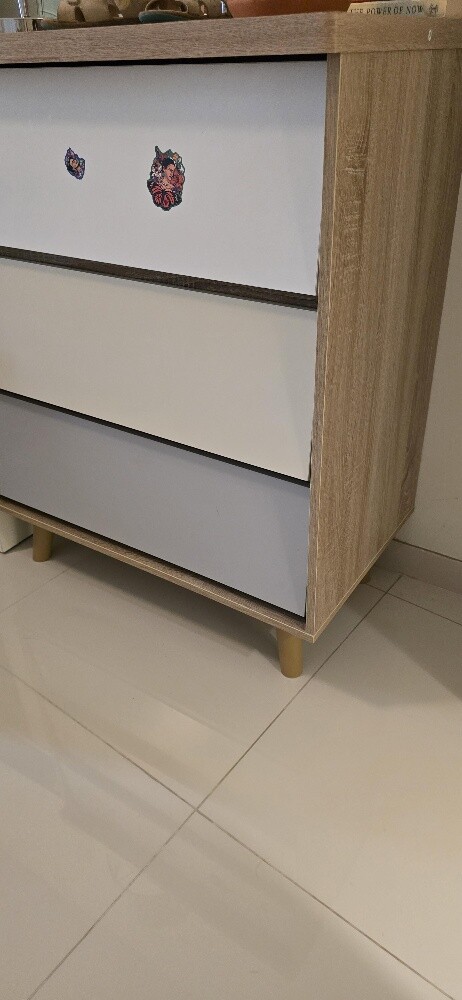 wardrobe and 3xcupboards - 3