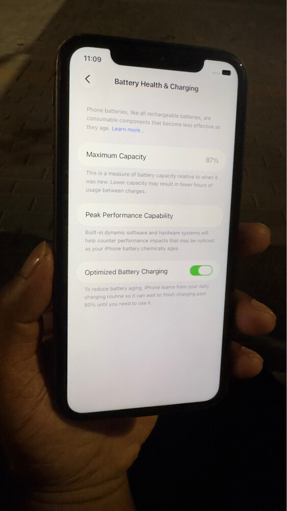 iPhone 11 - 6