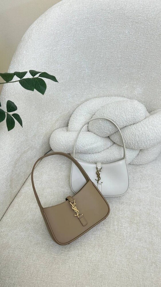 Saint Laurent Mini Le 5 A 7 In Smoo - 4