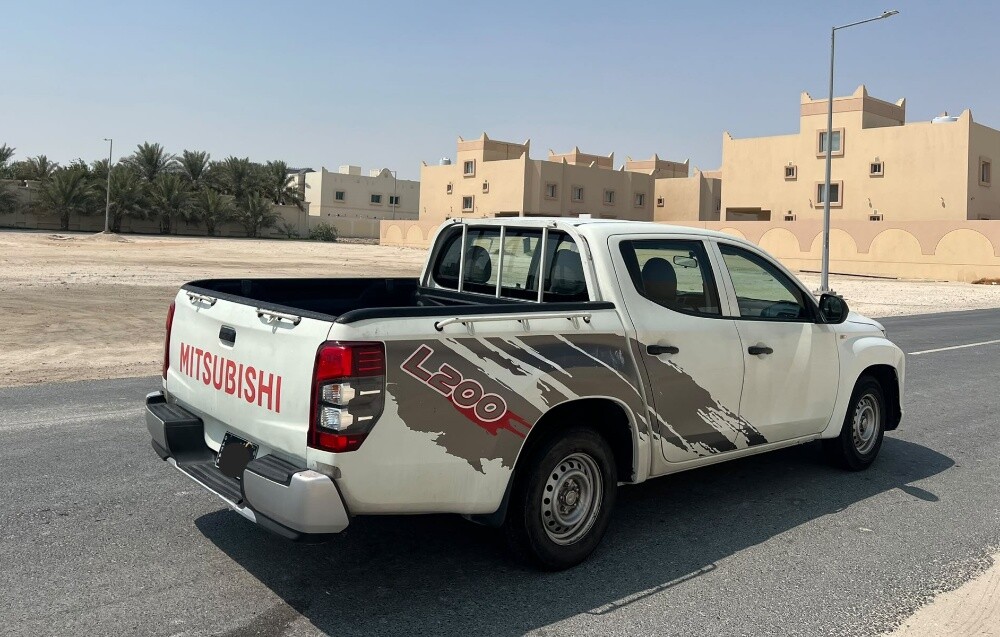 MITSUBISHI L200 - 5