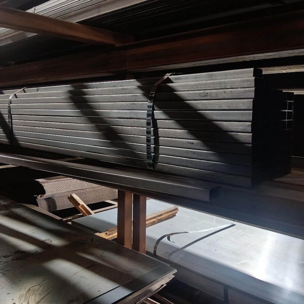 Used and new iron tube 4x8 - 8
