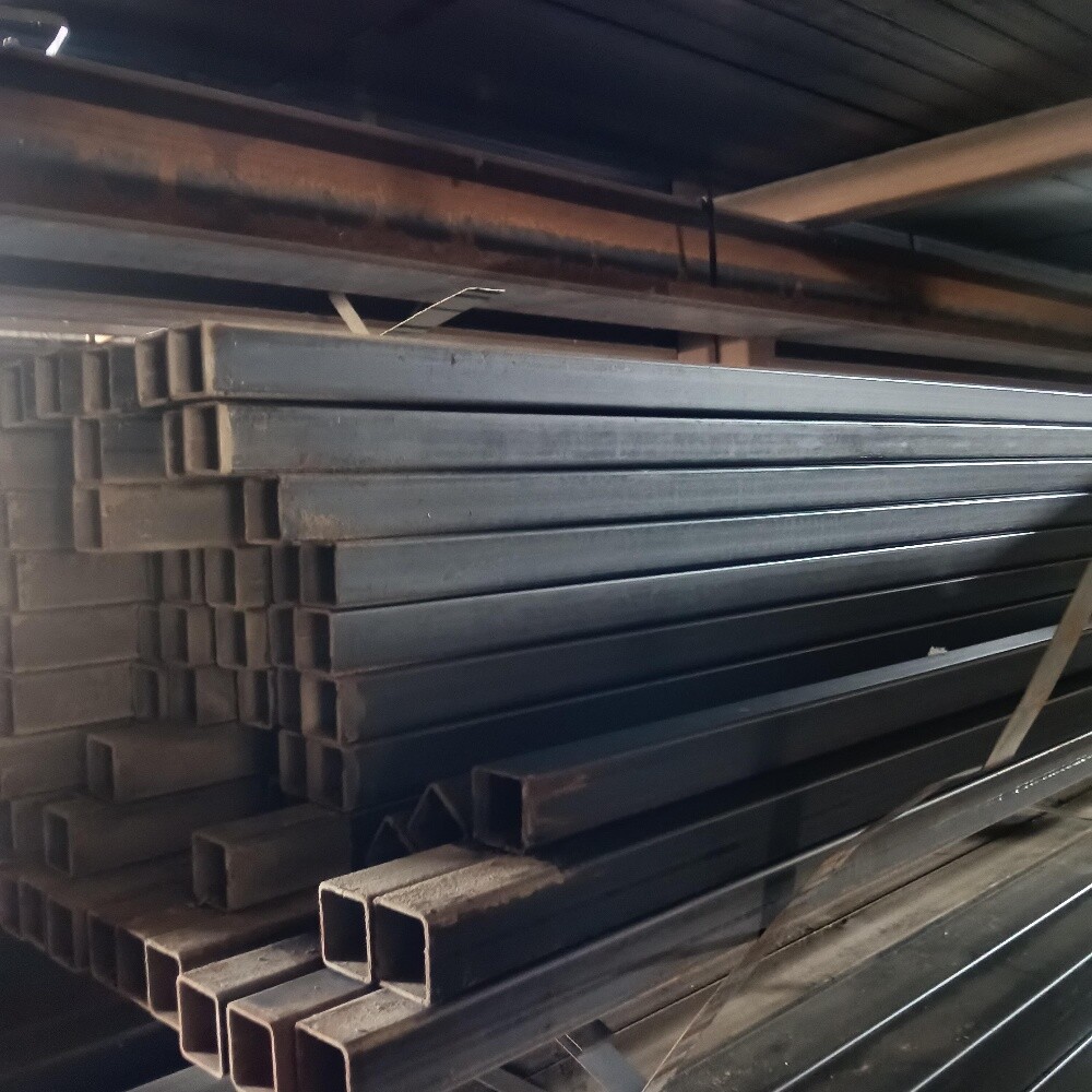 Used and new iron tube 4x8 - 10