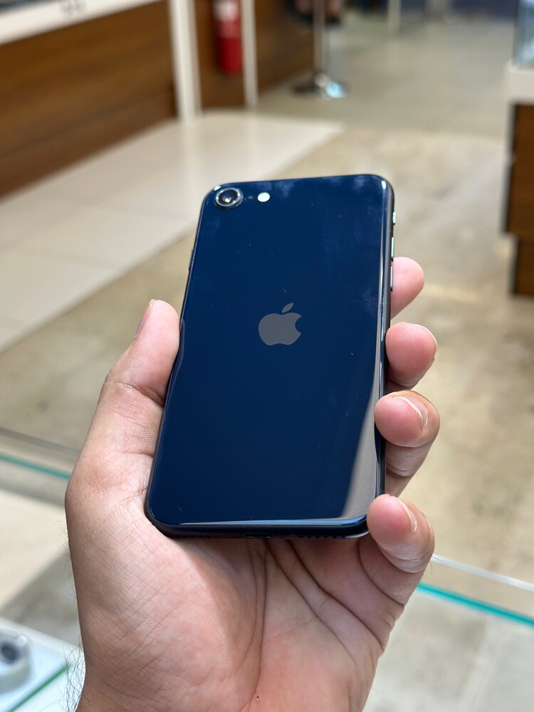 Apple IPhone SE 3RD 64GB - 1