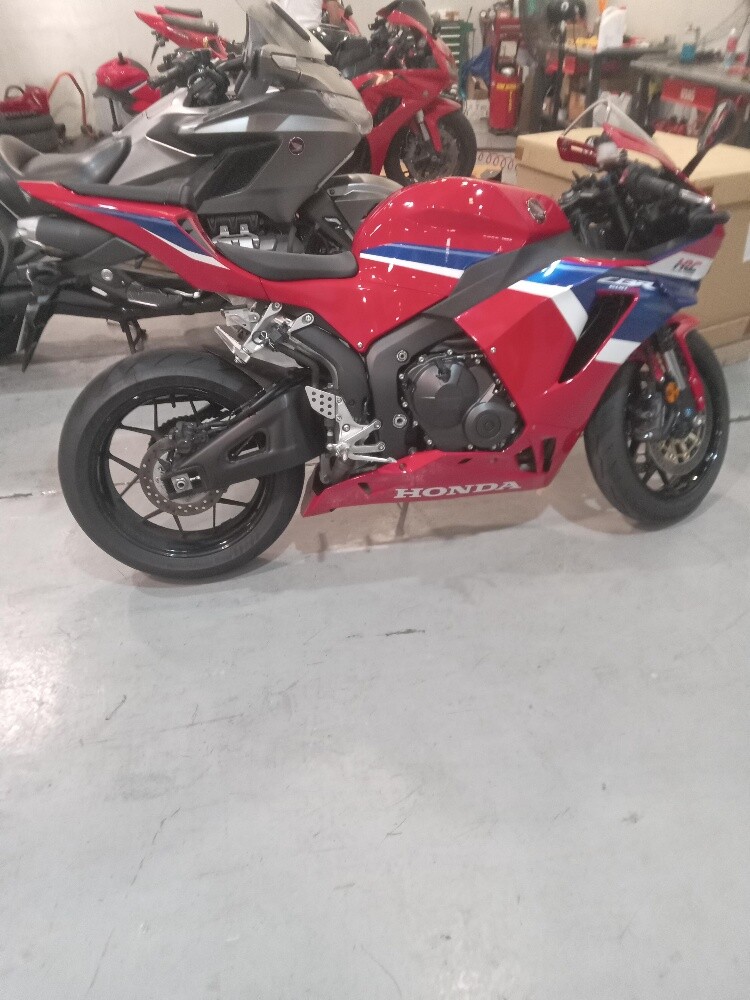 Honda CBR600RR supersports bike - 8
