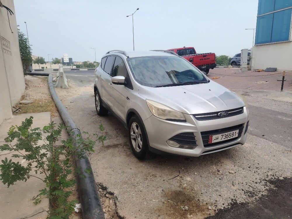 Ford escape - 4