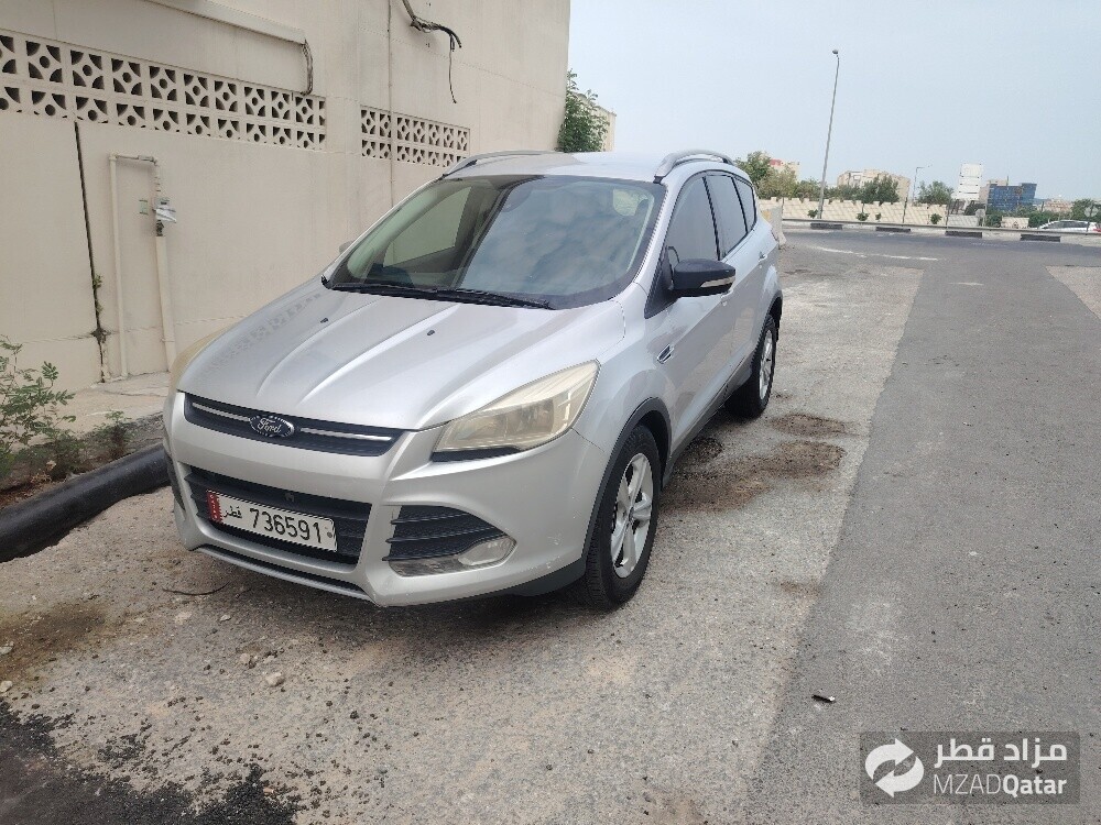 Ford escape - 1