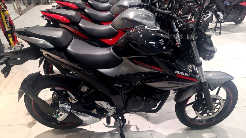 Suzuki Gixxer 160 - 5