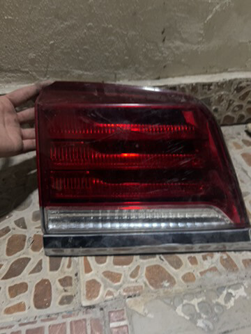 Lexus left back break light 2015 - 1