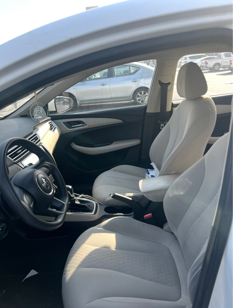 ام جي 5 - 3