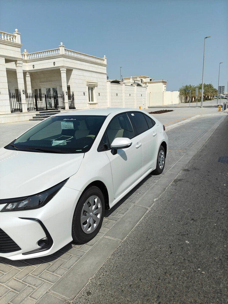 للبيع كورولا 2024 عداد 4 آلاف فقط - 11