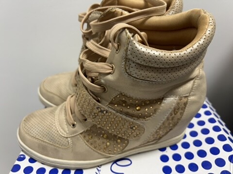 woman shoes - 2