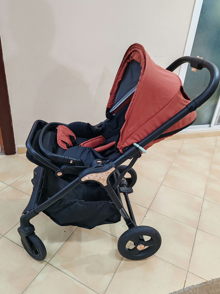 car seat and stroller  - 2