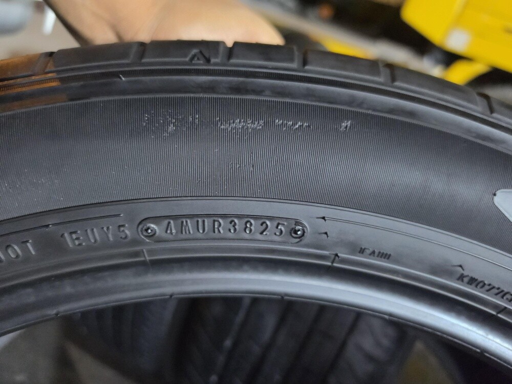 265/50/22 Dunlop Tyre Japan - 6