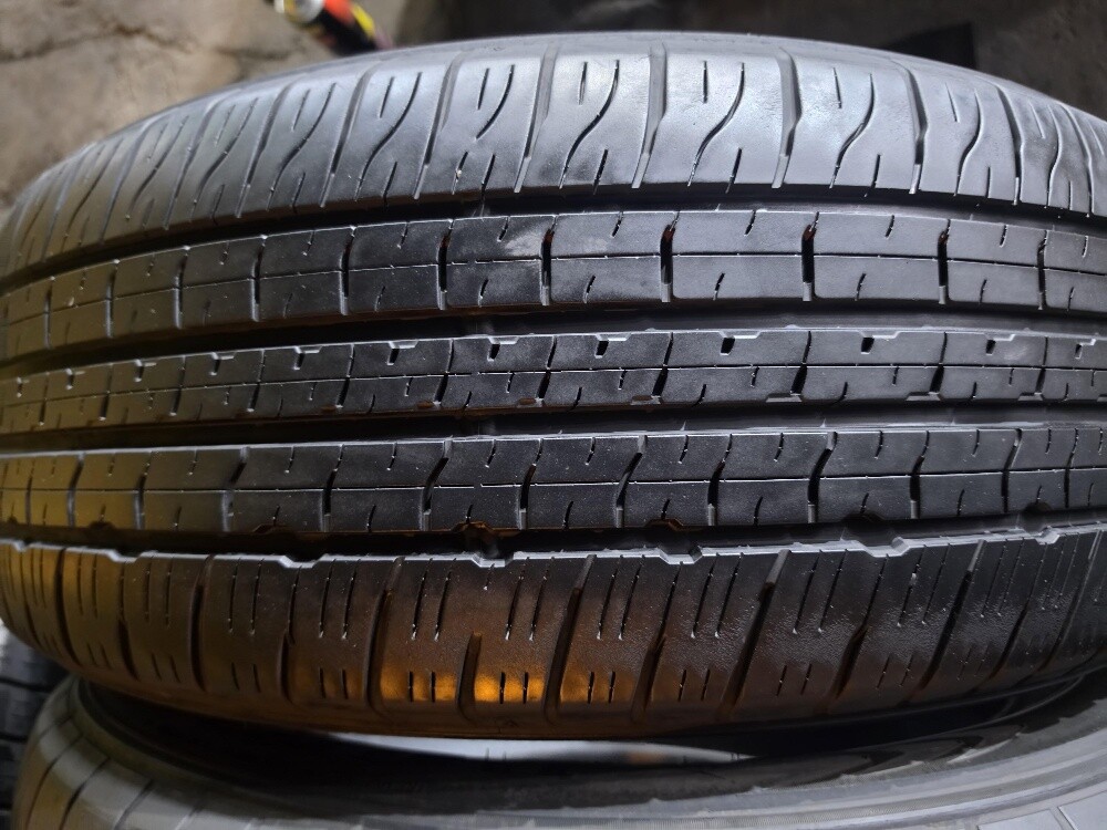 265/50/22 Dunlop Tyre Japan - 3
