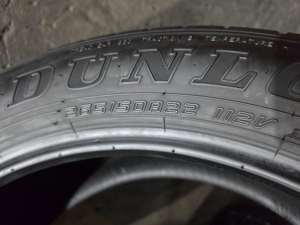 265/50/22 Dunlop Tyre Japan - 4