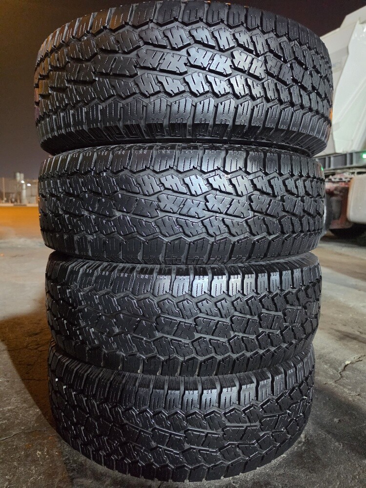 285/70/17 Yokohama Tyre 2% Used - 1