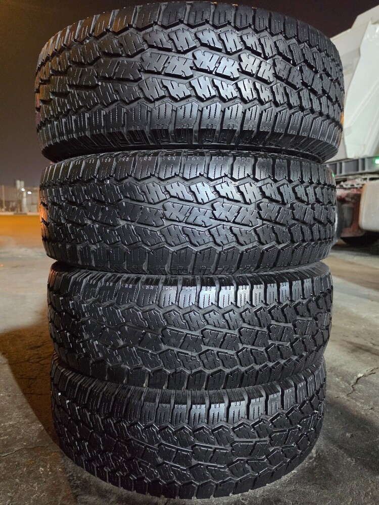 285/70/17 Yokohama Tyre 2% Used - 8