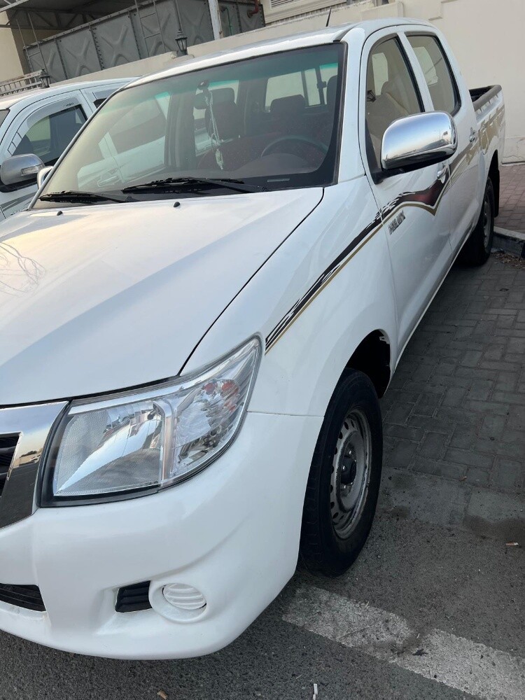 Hilux 2015 model for sale - 5