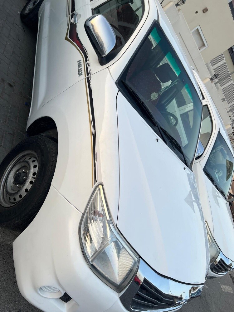 Hilux 2015 model for sale - 6