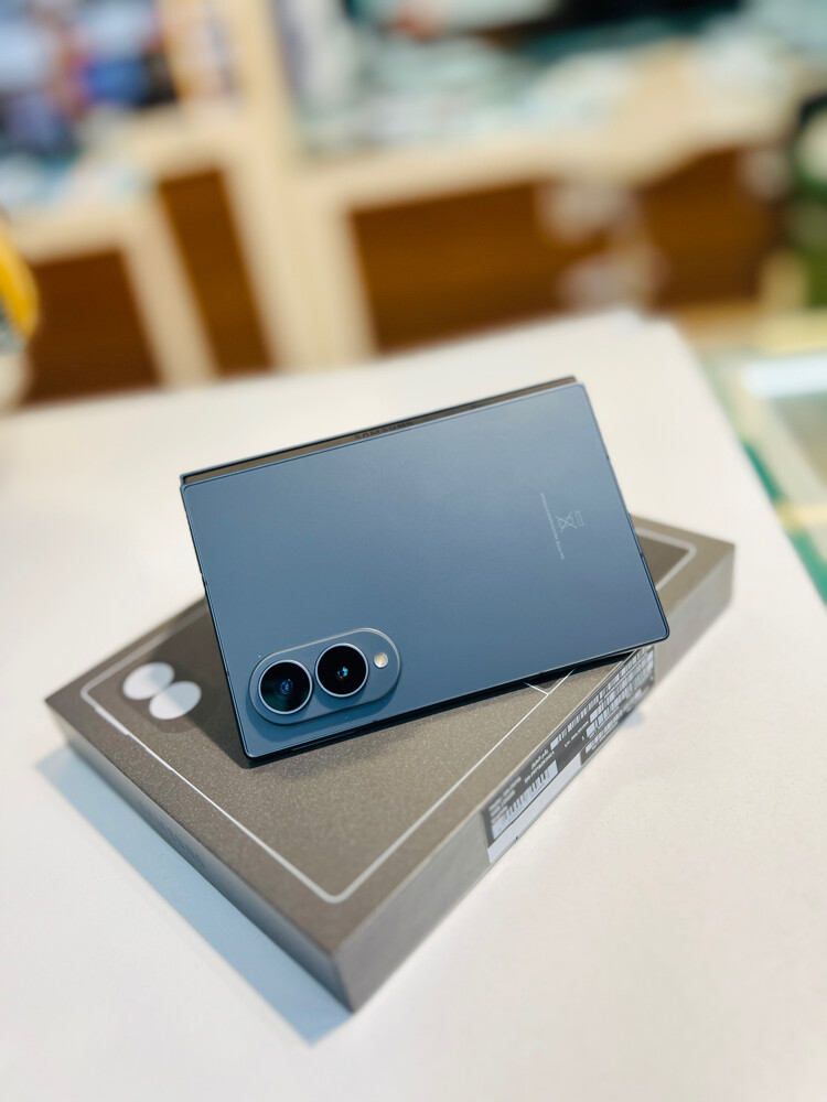 Samsung Galaxy Z fold8 256gb - 2