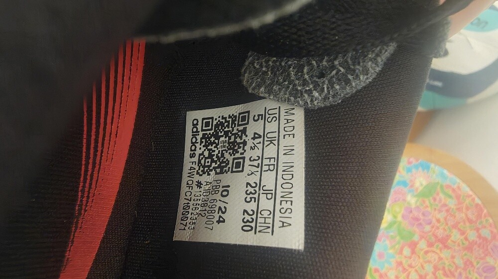 Adidas Predator US 5 - 2