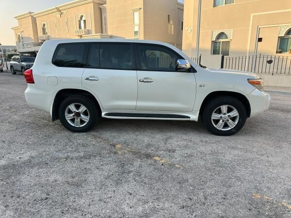 LAND CRUISER / VXR 2012 - 7