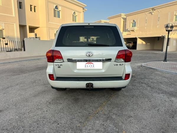 LAND CRUISER / VXR 2012 - 5