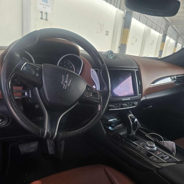 MASERATI LEVANTE - 4
