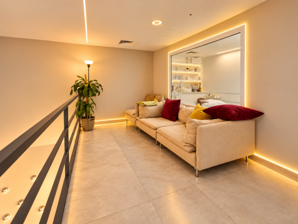 LADIES BEAUTY SALON FOR SALE LUSAIL - 9